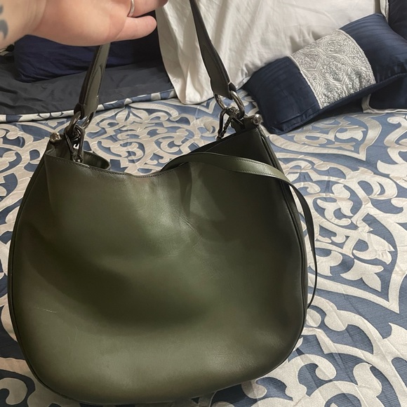 Authentic Retail Coach shoulder bag - Picture 2 of 8